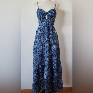 Women Boho Style floral  printed blue maxi-dress. Size S